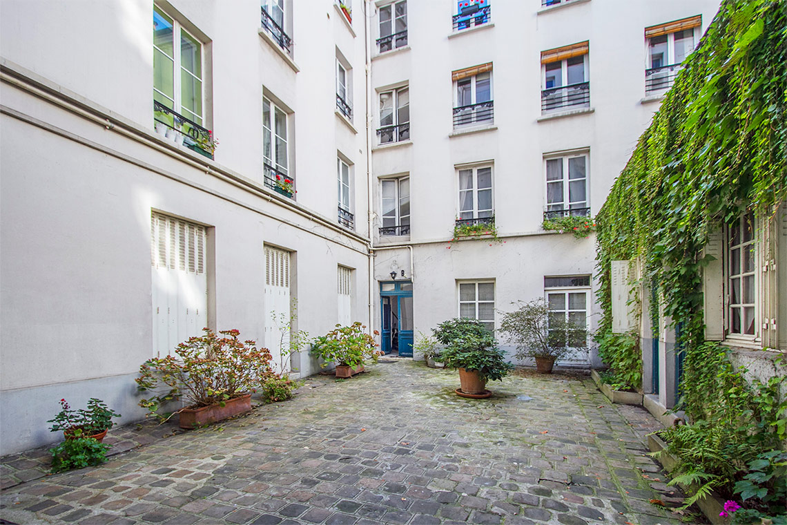Apartment for rent Rue du Cardinal Lemoine, Paris Ref 11598