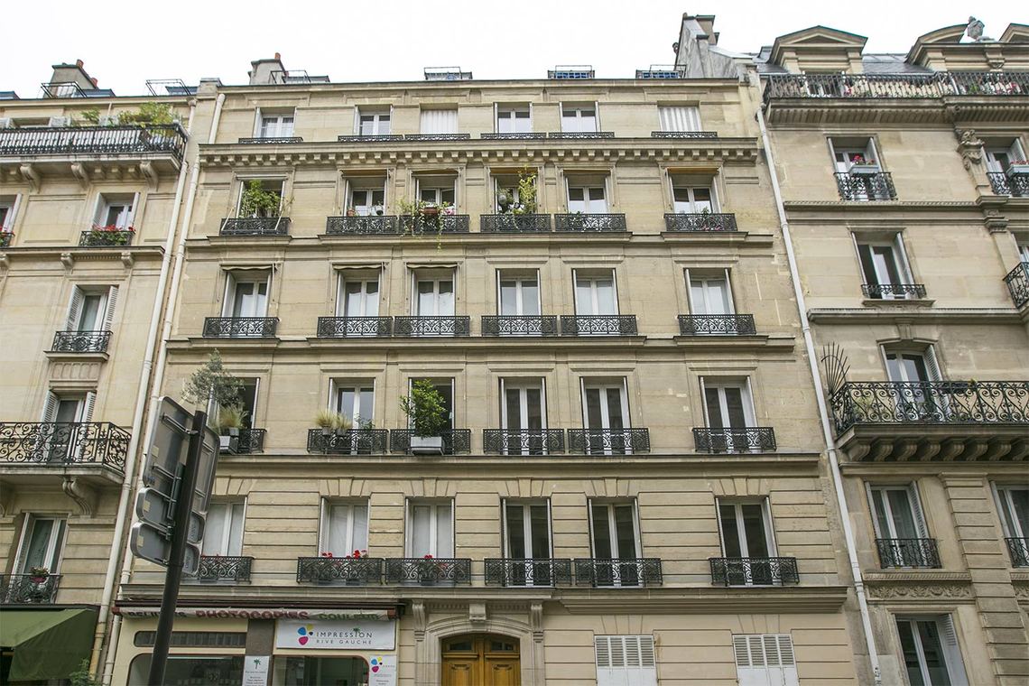 Location appartement meublé Rue des Chartreux, Paris | Ref ...