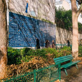 Montmartre Abbesses garden park lovers