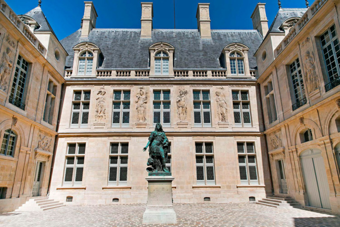 Musée Carnavalet Court yard