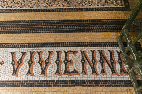 Mosaïque Galerie Vivienne à Paris