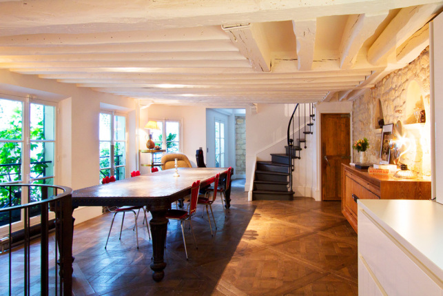 rental furnished house Paris 6 Rue des Saints-Pères