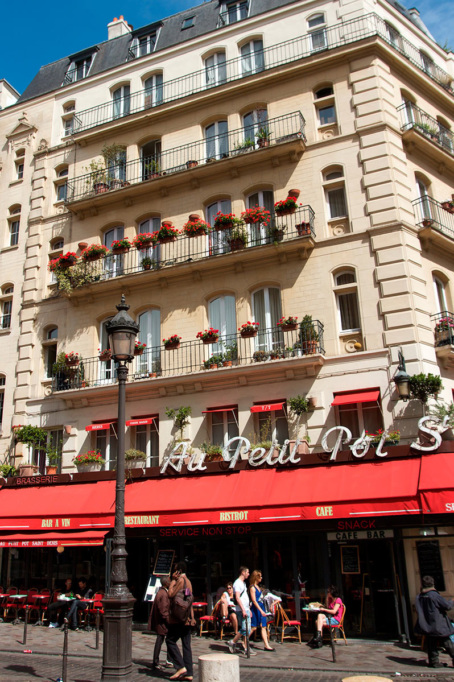 Boulevard St-Denis bar Paris