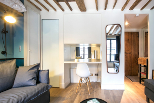 furnished studio Rue du Dragon Paris