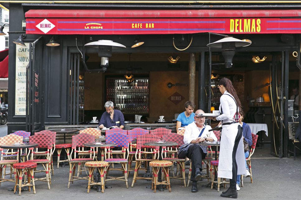 cafés square Paris Place de la Contrescarpe