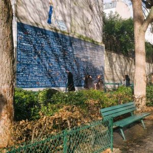 Place de Abbesses Paris Mur des Je t'Aime