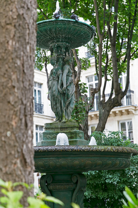 foutain square Cité Trévise Paris