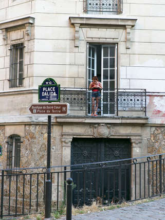 Dalida square Montmartre Paris