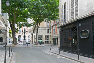 De Furstenberg square Saint-Germain-des-Prés