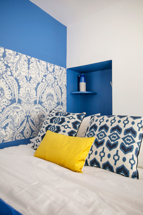 lit studio chambre linge coloris ambiance blanc bleu