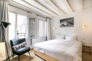Furnished one-bed flat in Paris