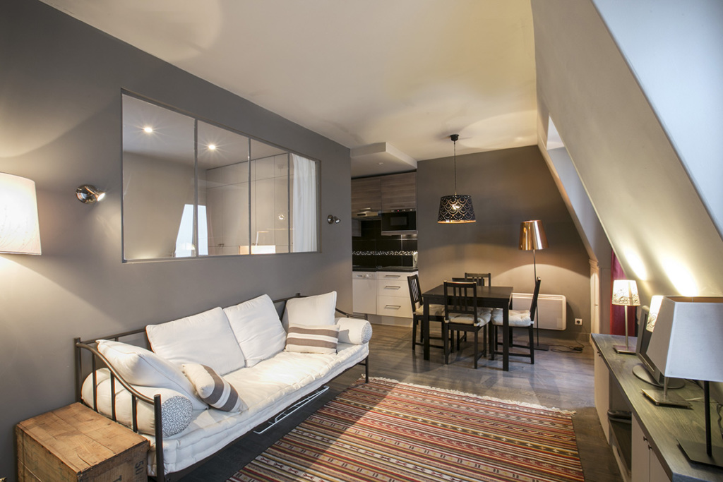 10 deux-pièces meublés ultra fonctionnels à Paris