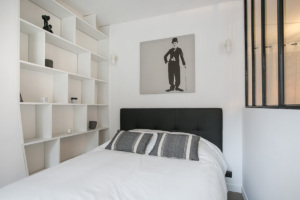 Two-bedroom apartment Saint-Germain-des-Prés Paris