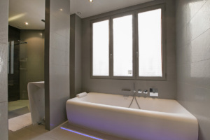 salle de bain location meublée appartement Paris