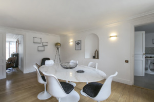 Rent an apartment Paris two-bedroom