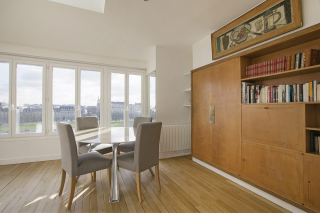 furnished rental living room clear view Les Invalides Paris
