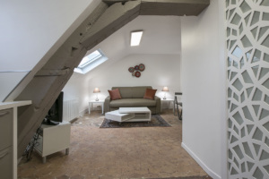 furnished studio for rent in the Saint Michel district of Paris