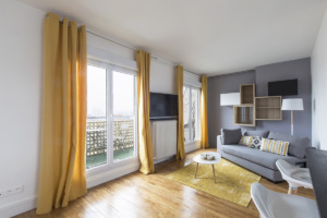 light window french doors paris apartment rental Alesia