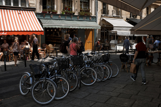 Gastronomic places in Saint-Germain-des-Prés, Paris