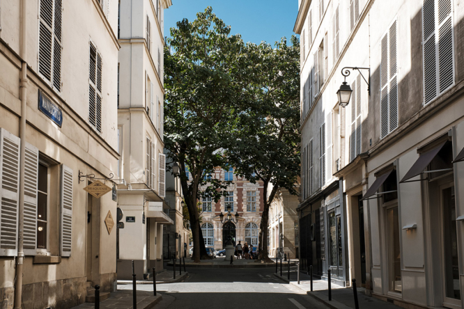 Rue de Fürstenberg Paris furnished apartment