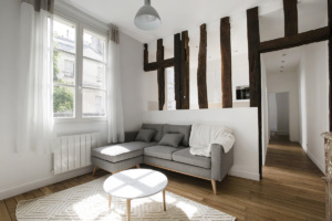 decoration wall wooden beams Paris rental apartment