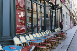 Montorgueil cafés appartements meublés Paris