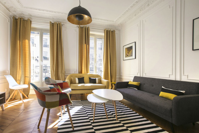 Living-room in a Haussmannian apartment