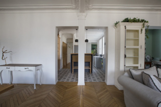 Fully equipped kitchen, which generally overlooked the courtyard