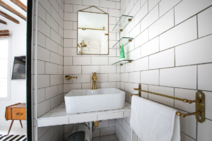 studio avec salle de bain séparée appartement à louer Paris