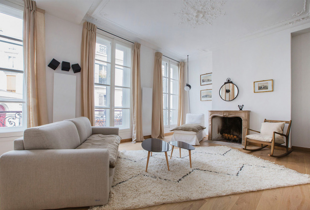 intérieur cosy à Paris location meublée