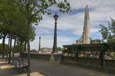 Ile St-Louis - Left bank of Paris