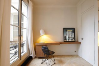 Astuces déco bureau appartement meublé bois