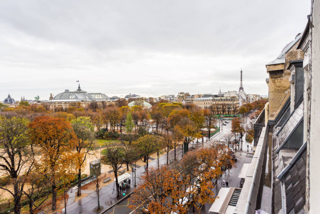 Paris top floors rentals