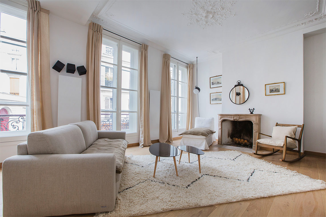 Furnished Apartment for rent rue Saint André des Arts, Paris | Ref 11557