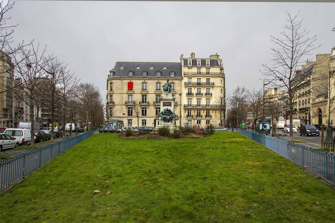 Furnished Apartment for rent rue Truffaut, Paris Ref 14278