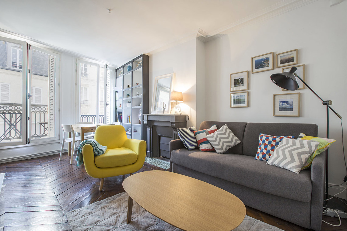 Furnished Apartment for rent Rue Montmartre, Paris Ref 15327