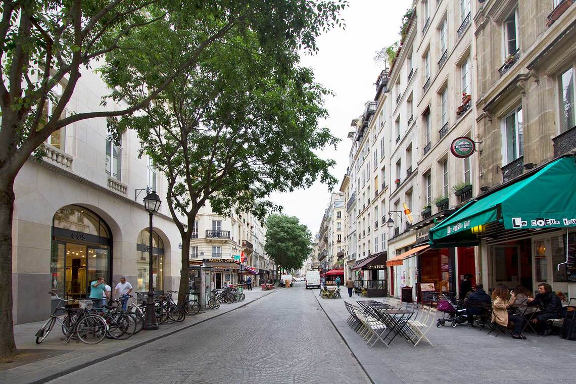 Furnished Apartment for rent rue Montmartre, Paris | Ref 18024
