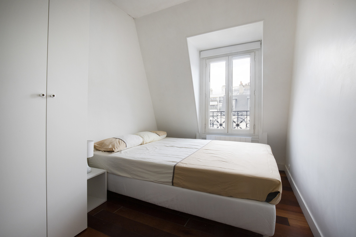 Furnished Apartment for rent Rue Jean Leclaire, Paris | Ref 18265