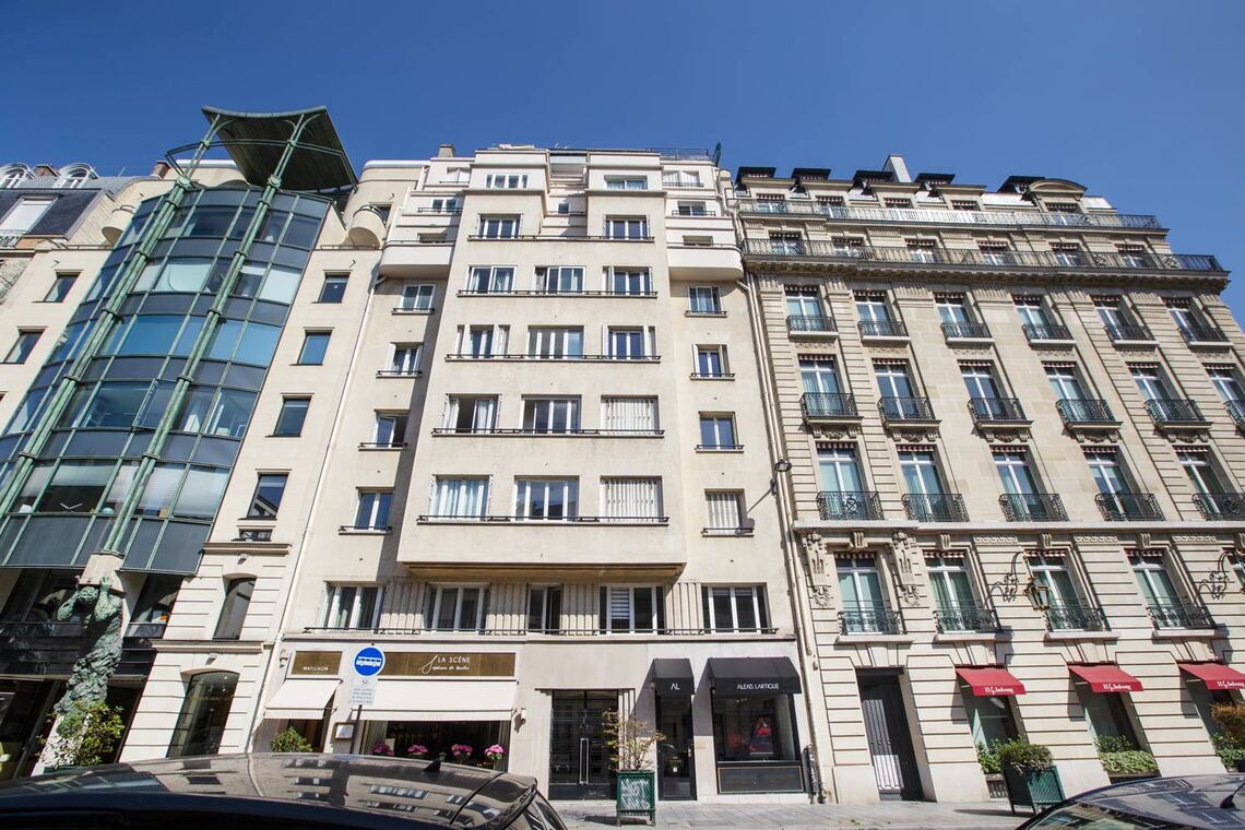 Furnished Apartment for rent Avenue Matignon, Paris Ref 19439