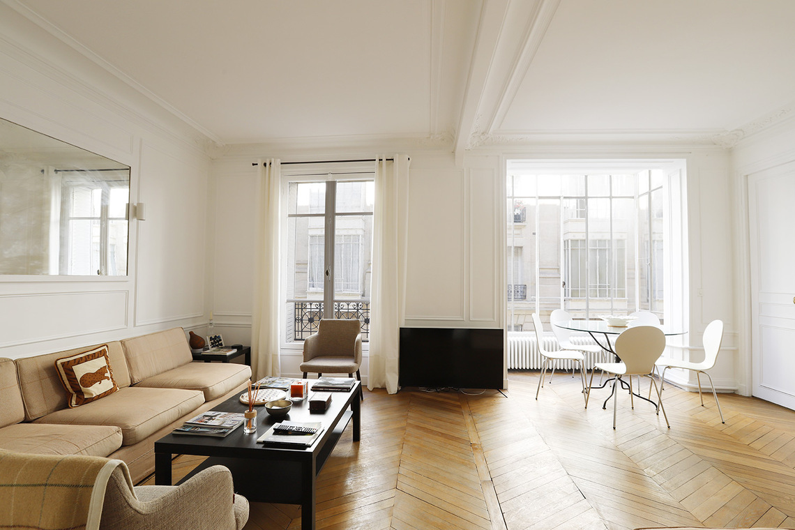 Furnished Apartment for rent Villa Boissière, Paris | Ref 19780