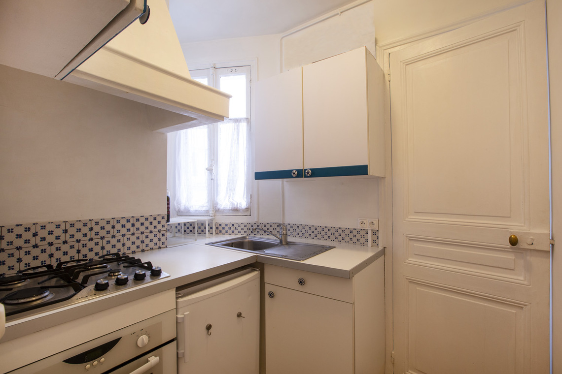 Location appartement meublé de 25 m2 rue des Renaudes à Paris