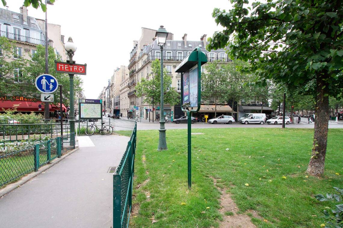 Location appartement meublé de 25 m2 rue des Renaudes à Paris