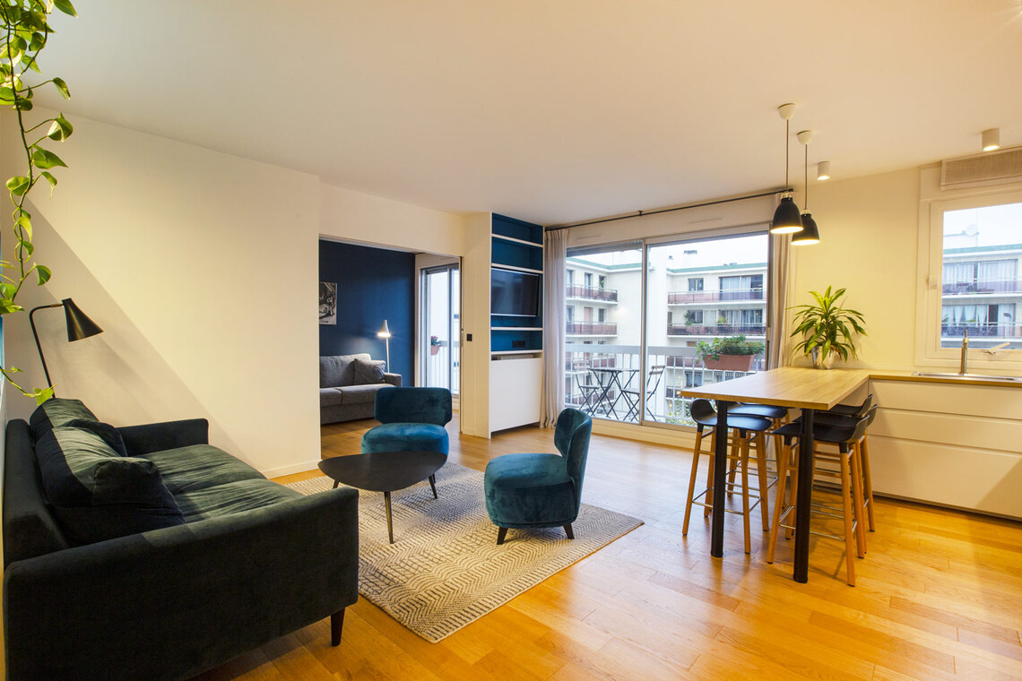  Location  appartement  meubl  de 60 m2  Rue du Rendez Vous  