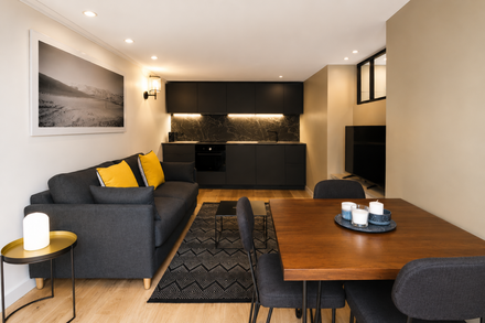 Apartment Paris  rue de Bourgogne