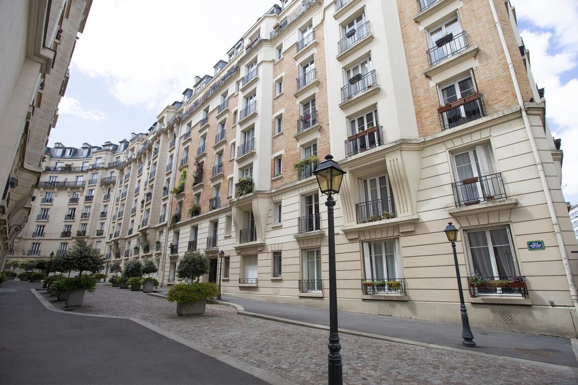 Location appartement meublé de 64 m2 villa Montcalm à Paris