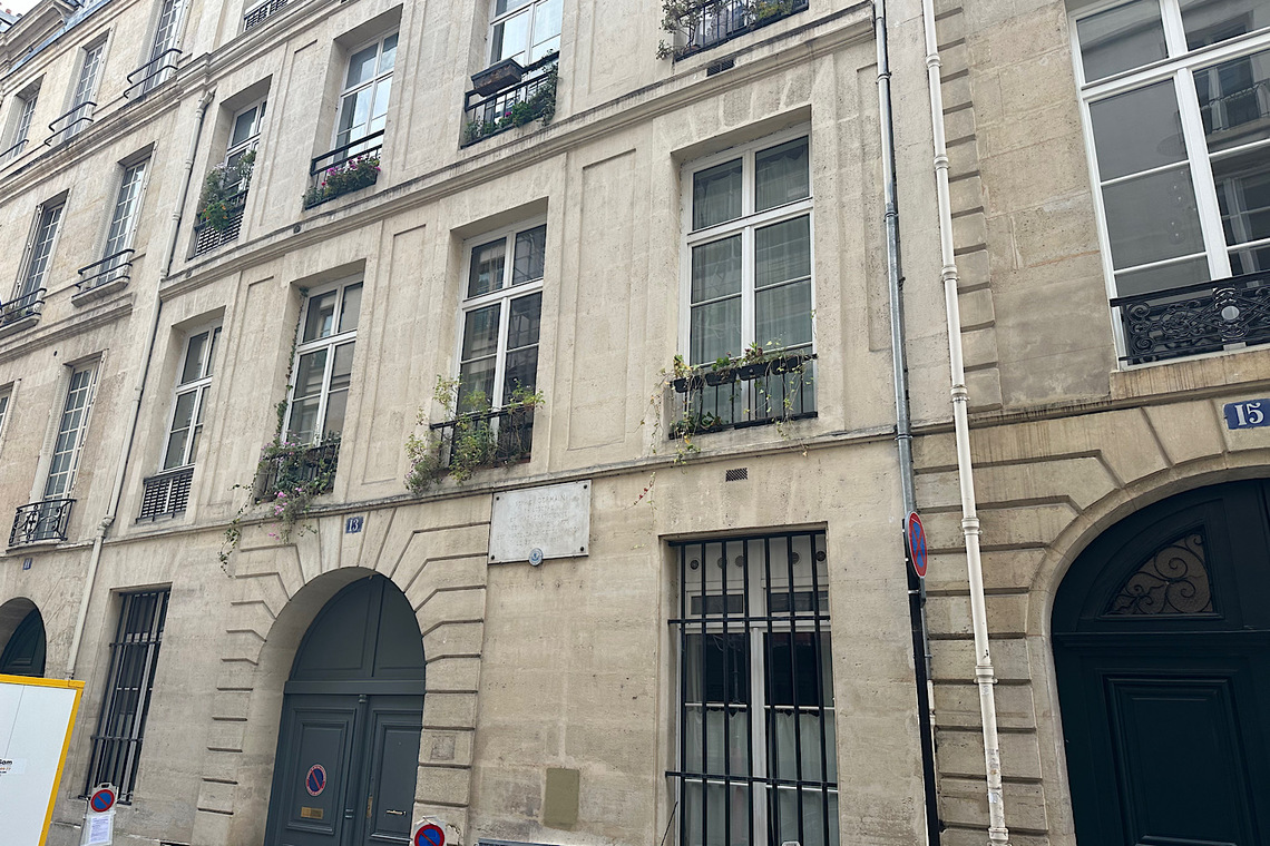 Location studio meublé de 37 m2 Rue de Savoie à Paris