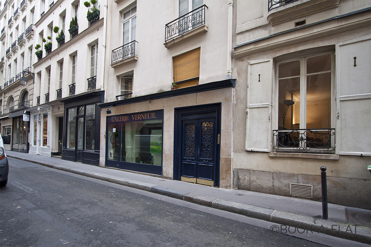 Studio for rent Rue de Verneuil, Paris | Ref 4474
