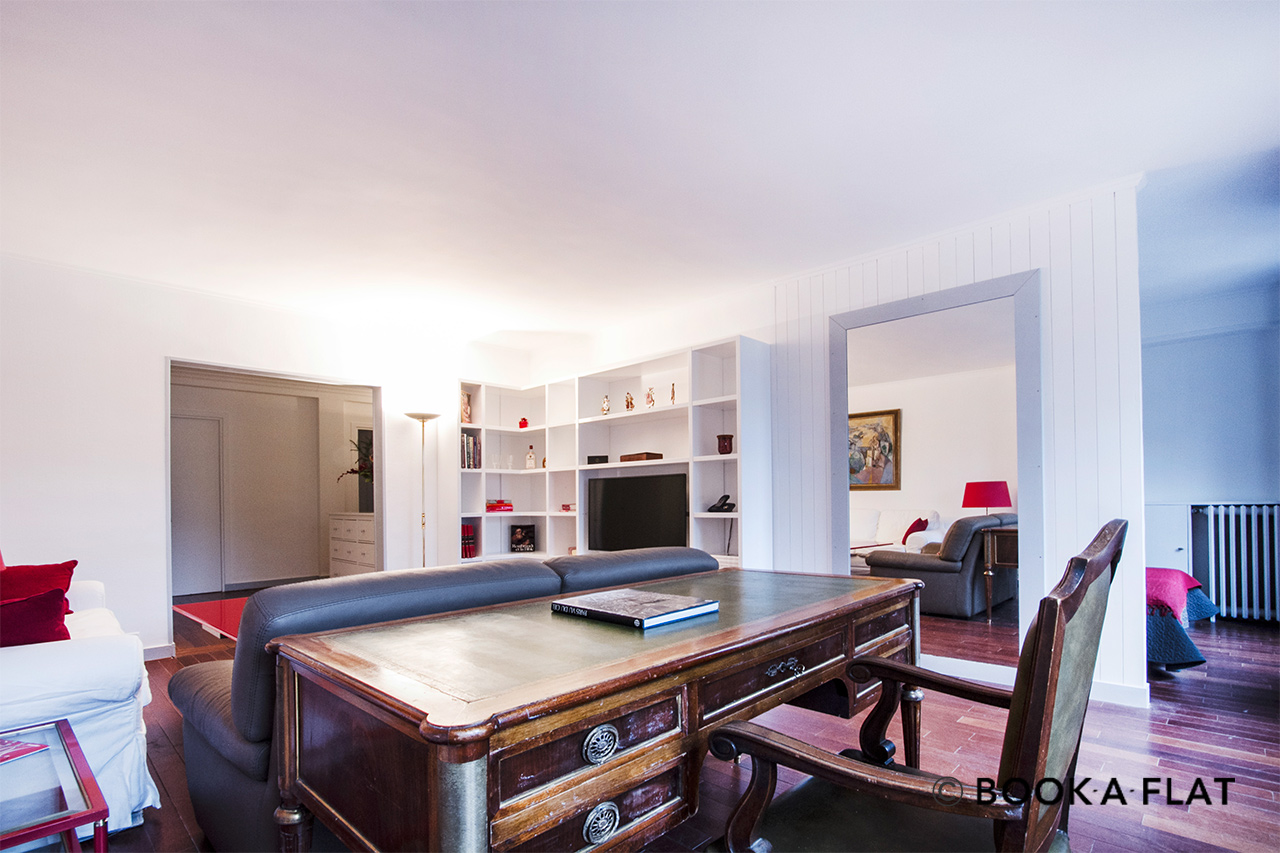  Location  appartement  meubl  de 60 m2  Rue de Marignan  Paris 